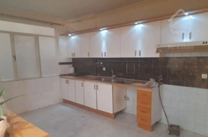 ۱۱۰ متر میدان شریفی