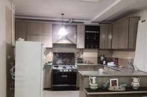 فروش اپارتمان دو خواب ج م ه و ر ی