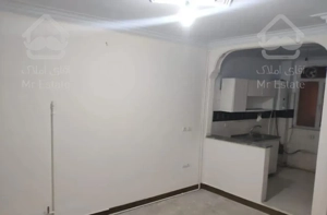 ۴۰متر طبقه اول خوش نقشه ( نزدیک مترو )