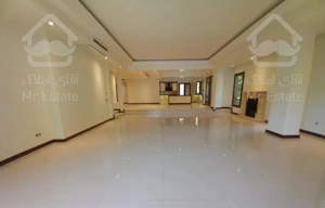 ۲۵۰متر ۳خواب ۶ پارکینگ