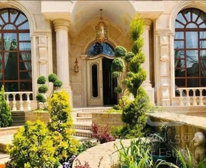 195 متر / برج باغ / کلید نخورده / صاحبقرانیه