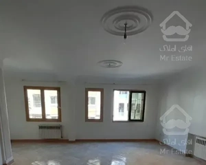 99متر/آپادانا/فول امکانات/حیاط دار