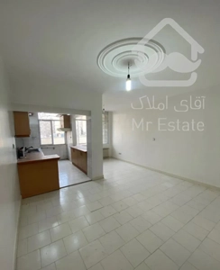 ۶۸متر،۱خواب،تخلیه،شهران شمالی خ عسگری.