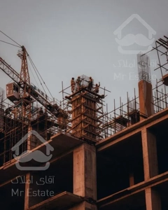 برجی هوشمند و لوکس در کنار دریاچه