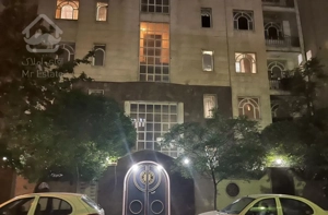 ۴۳ متر/ولیعصر جامی/آسانسور/انباری/طبقه سوم