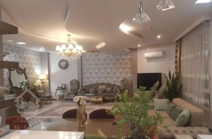 ۲۴۲متر /۳ نبش/ مقابل پارک/نقدی یاتهاترباواحدکوچکتر