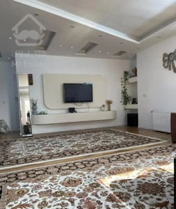 ۸۵متری طبقه۴باآسانسور دریا۵۵ فاقد پارکینگ سندتکبرگ