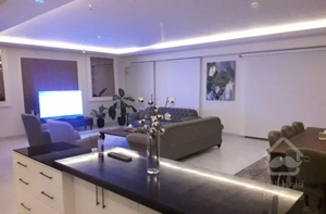 اواسط هفت تیر.۱۵۳متر.شیک