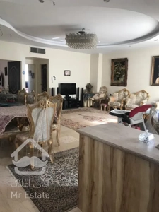 110 متر . دو ساله . دو خواب . چهارباغ . افتابگیر