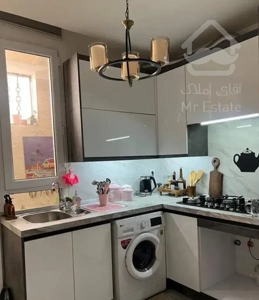 76متر2خواب/فول امکانات/سندتکبرگ/2نبش/غرق آفتاب