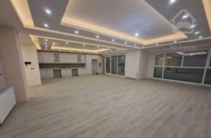 فروش آپارتمان ۲۲۰ متری باران