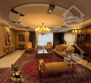 ۱۸۶متر/فول/ط۵/دو طرف نورگیر/۲پارکینگه بدون پرتی