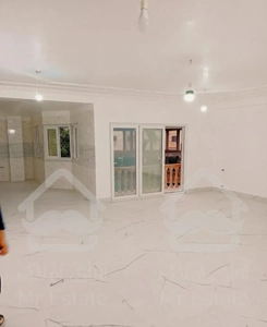 آپارتمان۱۶۰متری خ تهران کلید نخورده تک واحدی