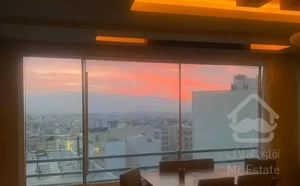 ۱۷۸م۳خ تکواحدی پنجره قدی مستردار۲تراس جنوبی لوکس