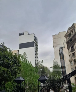 ۱۸۶ متر برج باغ فول طبقات بالا نیاوران