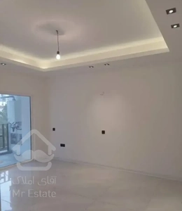 متل قو(رهن و اجاره)/۱۳۵متری نوساز/طبقه سوم