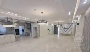 آپارتمان ۲۰۰ متری ، اکازیون ، ۳ نبش