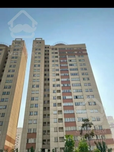 ۱۱۲متری دو خواب. دریاچه چیتگر . ویو دریاچه