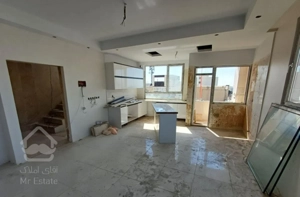 ۹۵متر / تک واحد / دونبش / روبه رو پارک