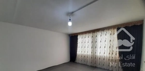 در بر خیابان اندیشه