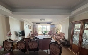 ۱۵۰ متر فرمانیه شرقی تکواحدی