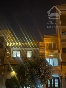 رهن واحد ۲۲۰ متری تک واحدی