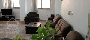 طبقه اول باپارکینگ و حیاط اخلاص۷روبرو باشگاه هیرو