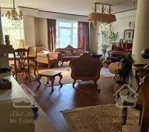 204 متر 3 خواب فول امکانات