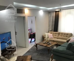 بلوار فردوس۶۰متر فول سالن پرده خور۱۰ساله