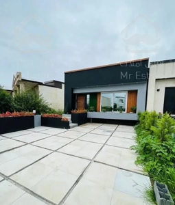 ویلافلت داخل شهرک برند درمنطقه جنگلی