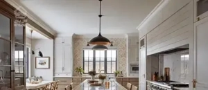 ۷۸ متر واحد جلو / فول بازسازی / در مجتمع کم واحد