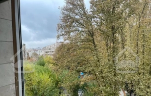 نیاوران آپارتمان۱۸۰متر۳خوابه طبقات بالا