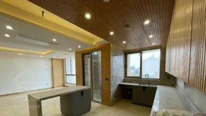 آپارتمان ۲۰۰ متر/ اوایل هنرستان/ تکواحدی/سند اماده