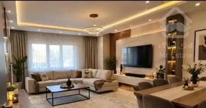 ۴۰ متر / آسانسور دار / خوش نقشه / زیر قیمت