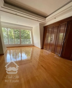 آپارتمان ۴ خوابه