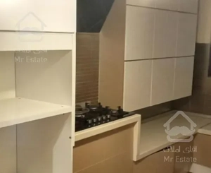 سه خوابه ۱۳۵متری