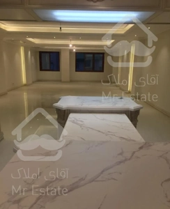 آپارتمان ۳۰۰ متری ۴ خواب