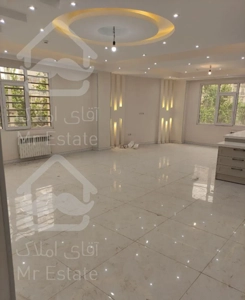 آپارتمان 145متری 2پارکینگ سندی کلید نخورده