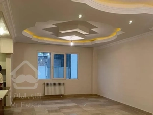 ۴۹متر / سالن سرتاسر پردخور / تکواحدی /پارکینگ دار