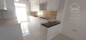 فروش خانه تک واحد مستقل ۹۹ متری  با زمین ۱۳۰ متری