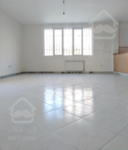 110 متر طبقه دوم تکواحدی بالای میدان المپیک