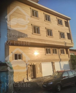 ساختمان در سه  طبقه سه واحد