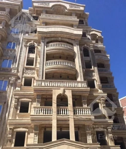 150متری + نوساز / برند / لوکشین تاپ