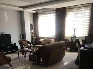 آپارتمان ۹۵ متری  ۲ خواب گلزار غربی گلشهر