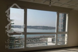 اپارتمان ۱۳۰ متر ۳ خواب /برج پارسیا/ ویو دریاچه