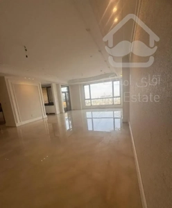 سعادت آباد ۱۵۰ متر فول امکانات ۵ ساله