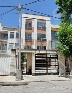 ۱۰۸ متری ۲ خواب نوساز فول دیزاین شهرک گلستان