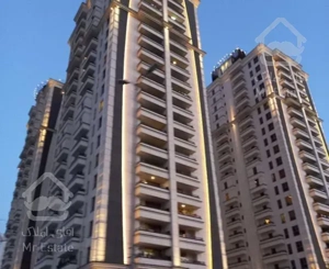 برج مجلل ایزدیار/۱۵۰ متر/۳خواب/دید