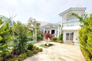 ویلاباغ250متری سندششدانگ پلاک1جنگل سکونت دائم