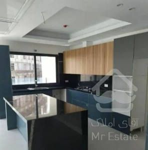 دبستان    ۱۰۰متر     زیر قیمت